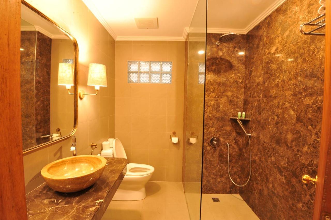 فندق بوري راجا ليجيان المظهر الخارجي الصورة